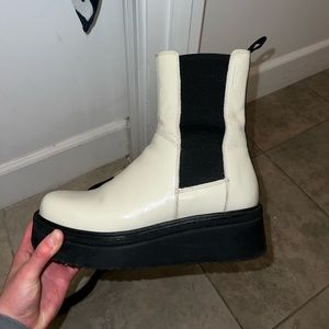 Vagabond Tara Boots